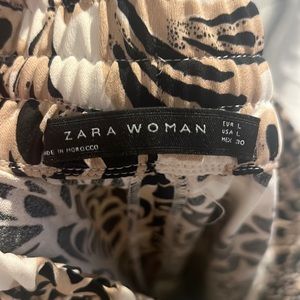 Zara print pants , size L